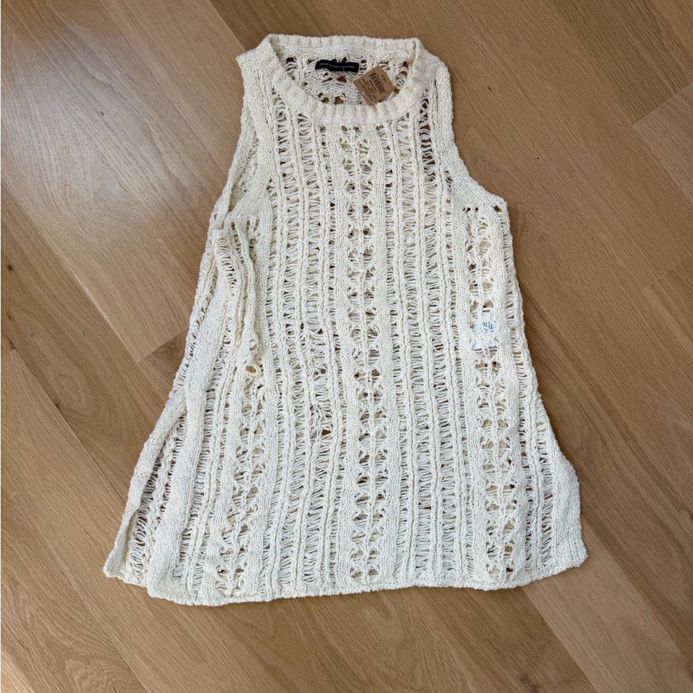 American Eagle Cream Knit Sleeveless Top